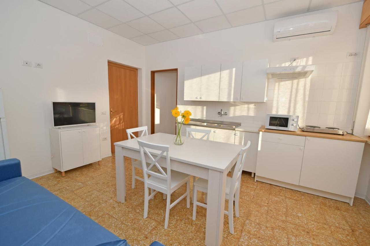 B&B Linae - Residence Alba Adriatica Exteriör bild
