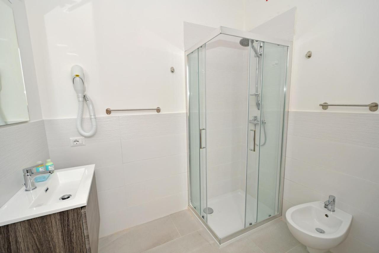 B&B Linae - Residence Alba Adriatica Exteriör bild